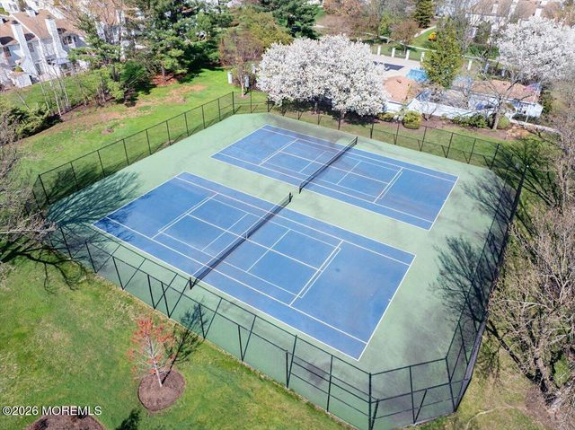 5 Chelsea Court, Parlin, NJ 08859