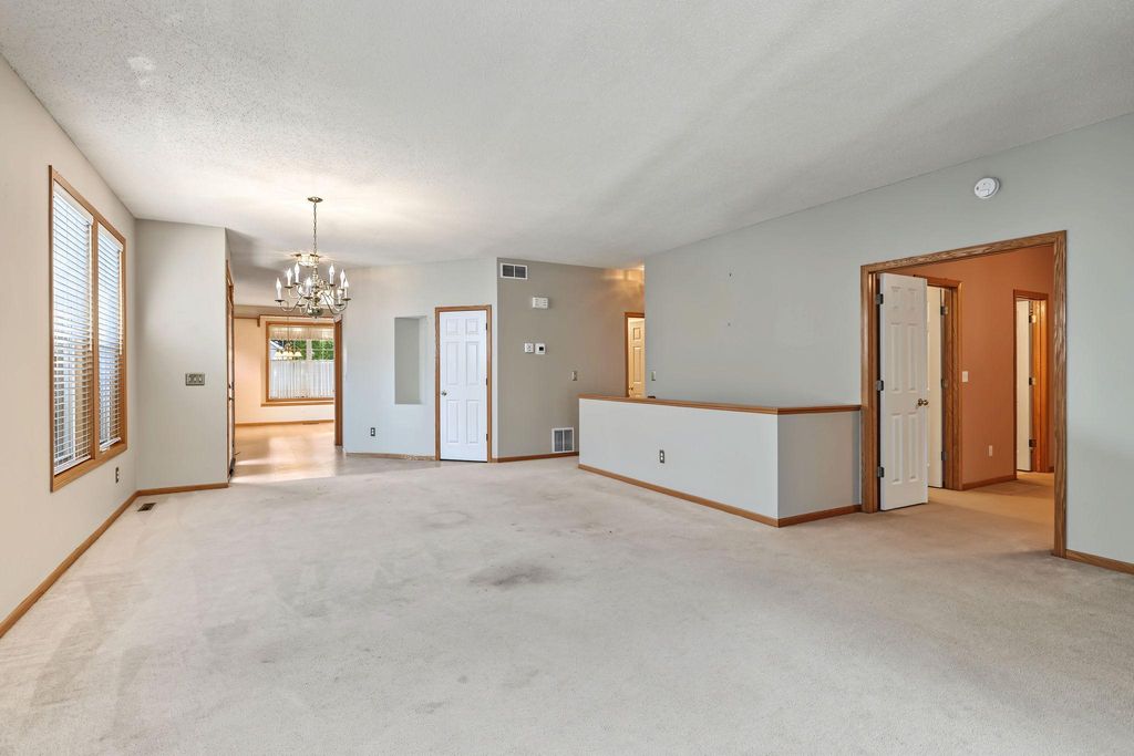 433 Meadowood Lane, Burnsville, MN 55337 — photo 2
