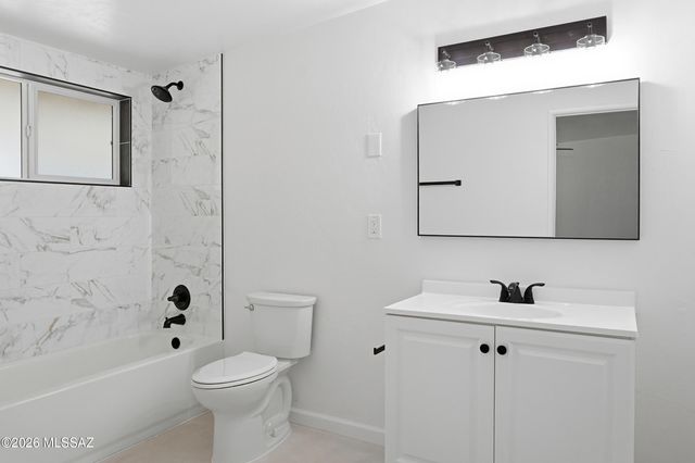 3304 E Bellevue Street, Tucson, AZ 85716