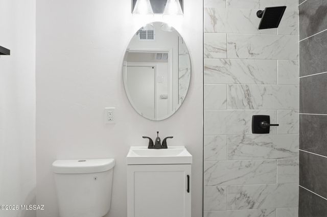 3304 E Bellevue Street, Tucson, AZ 85716