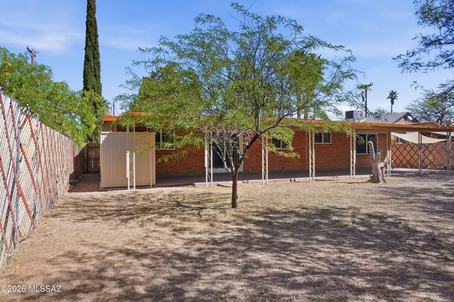 3304 E Bellevue Street, Tucson, AZ 85716