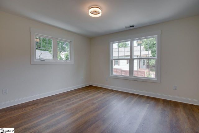 12 Clark Street, Greenville, SC 29607