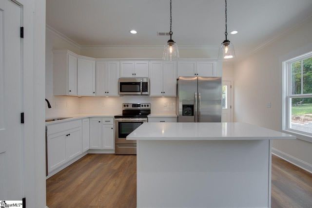 12 Clark Street, Greenville, SC 29607