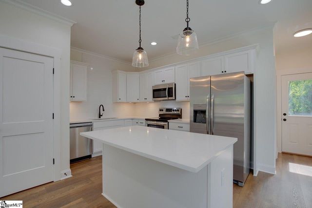 12 Clark Street, Greenville, SC 29607