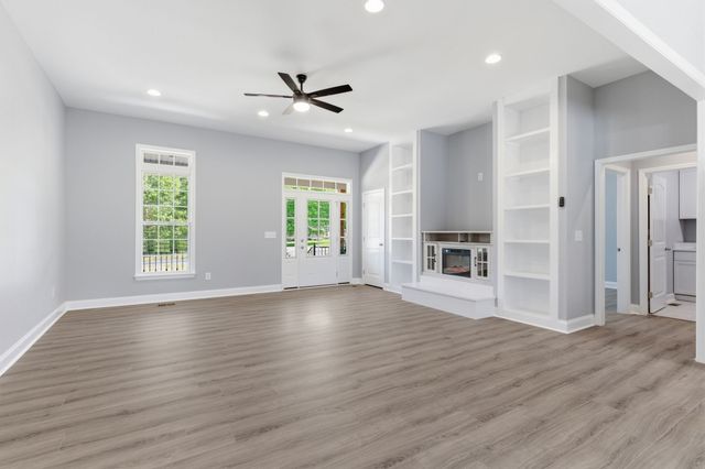 8347 Horseshoe Rd, Cross Plains, TN 37049