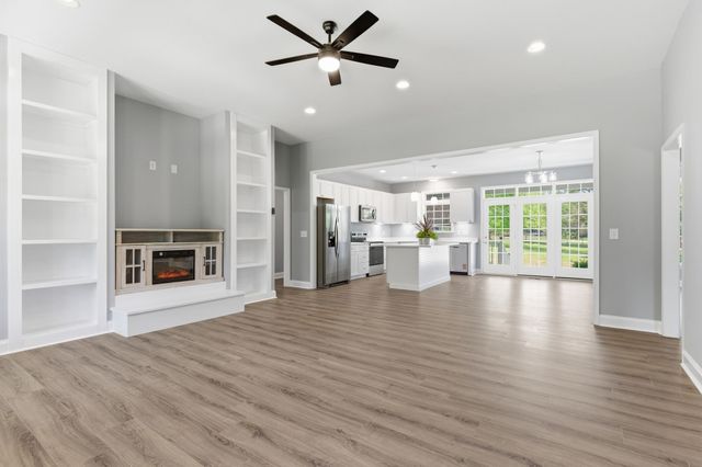 8347 Horseshoe Rd, Cross Plains, TN 37049