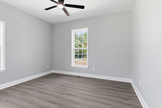 8347 Horseshoe Rd, Cross Plains, TN 37049