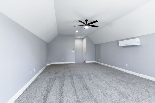 8347 Horseshoe Rd, Cross Plains, TN 37049