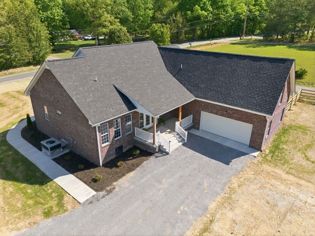 8347 Horseshoe Rd, Cross Plains, TN 37049