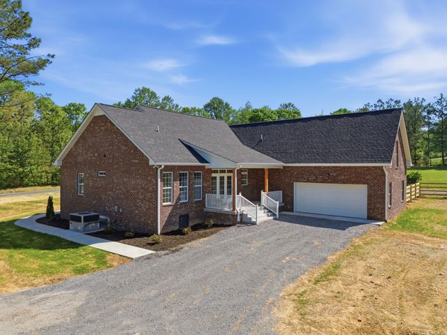 8347 Horseshoe Rd, Cross Plains, TN 37049