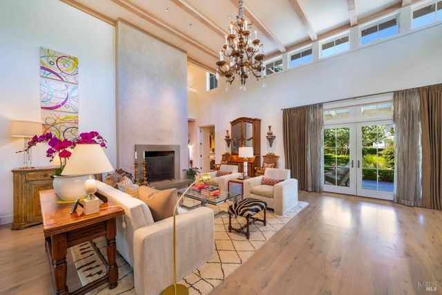 1551 Spring St, St. Helena, CA 94574