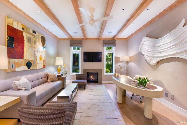 1551 Spring St, St. Helena, CA 94574