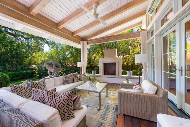 1551 Spring St, St. Helena, CA 94574