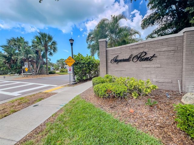 10215 REGAL DRIVE 4, Largo, FL 33774