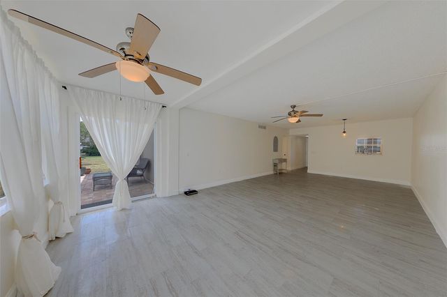 10215 REGAL DRIVE 4, Largo, FL 33774