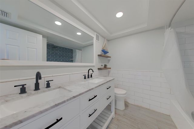 10215 REGAL DRIVE 4, Largo, FL 33774