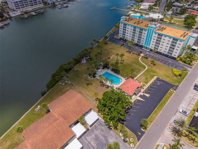 10215 REGAL DRIVE 4, Largo, FL 33774