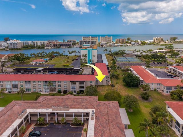 10215 REGAL DRIVE 4, Largo, FL 33774