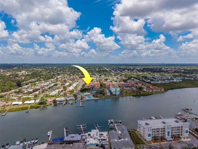 10215 REGAL DRIVE 4, Largo, FL 33774