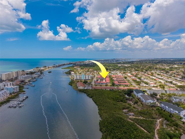 10215 REGAL DRIVE 4, Largo, FL 33774