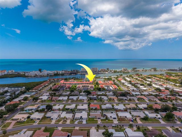 10215 REGAL DRIVE 4, Largo, FL 33774