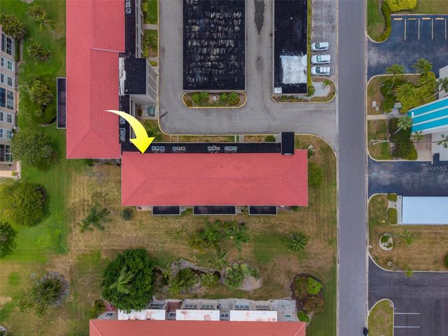 10215 REGAL DRIVE 4, Largo, FL 33774