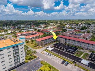 10215 REGAL DRIVE 4, Largo, FL 33774