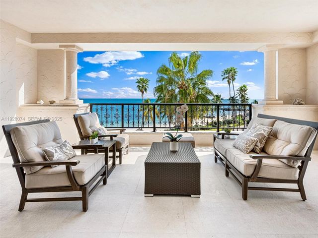 7947 Fisher Island Dr 7947, Miami Beach, FL 33109