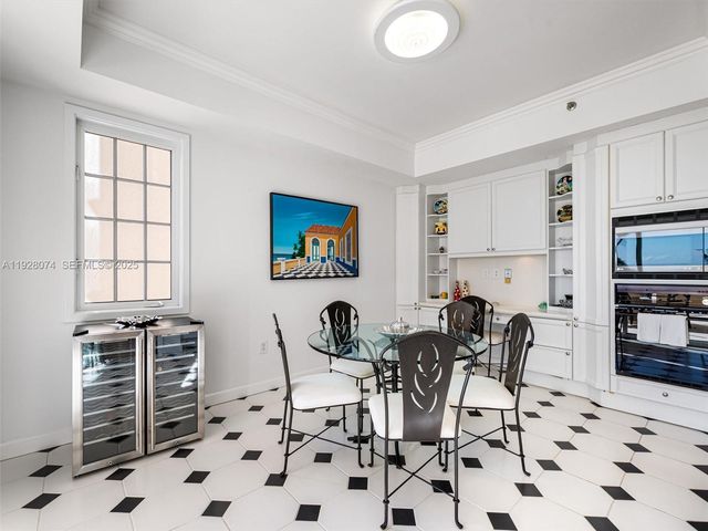 7947 Fisher Island Dr 7947, Miami Beach, FL 33109