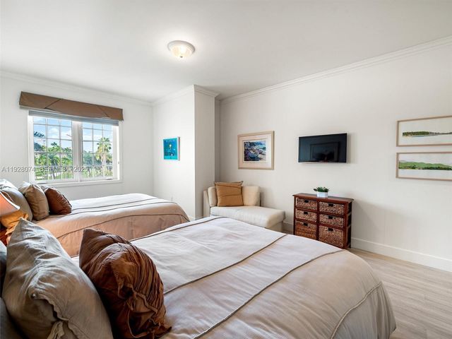 7947 Fisher Island Dr 7947, Miami Beach, FL 33109