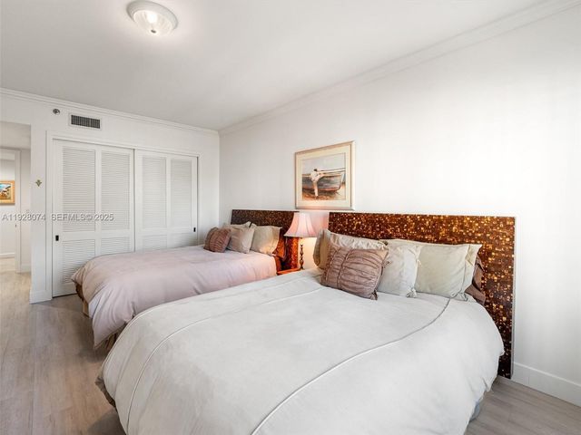 7947 Fisher Island Dr 7947, Miami Beach, FL 33109