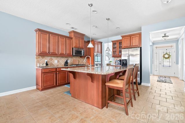 2044 Middleton Farm Drive, Belmont, NC 28012