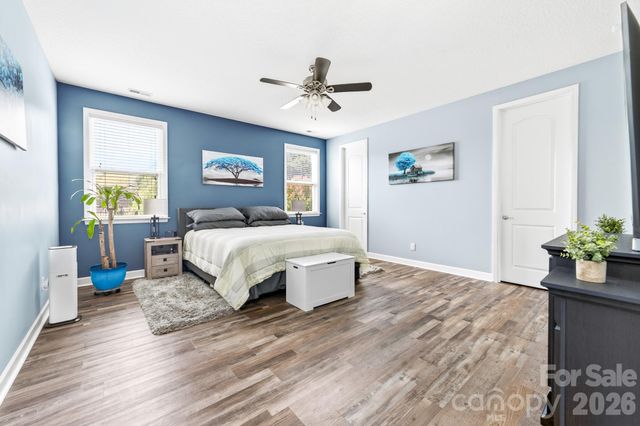 2044 Middleton Farm Drive, Belmont, NC 28012