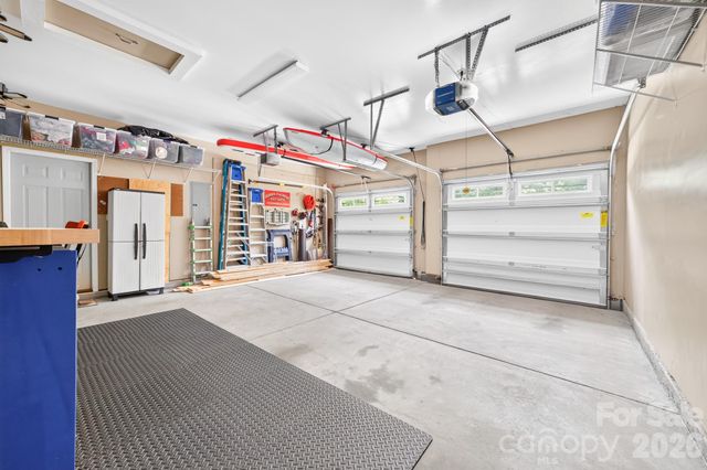 2044 Middleton Farm Drive, Belmont, NC 28012