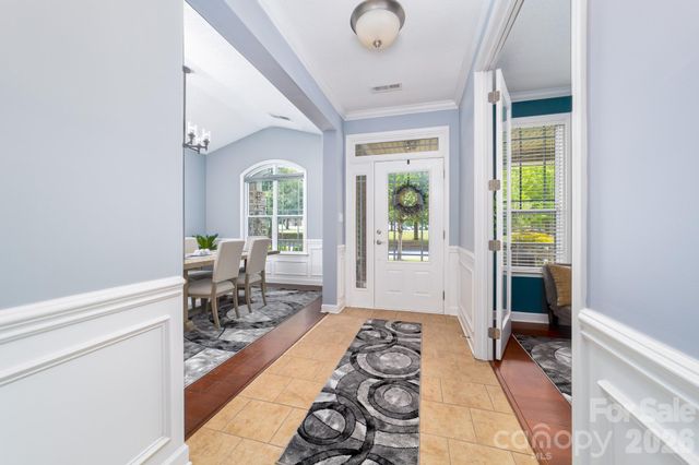 2044 Middleton Farm Drive, Belmont, NC 28012