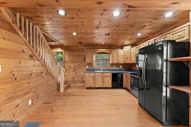 234 Old Indian Trail, Blue Ridge, GA 30513