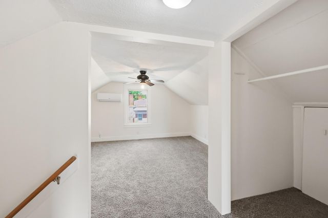 114 Pin Oak Drive, Lexington, KY 40503