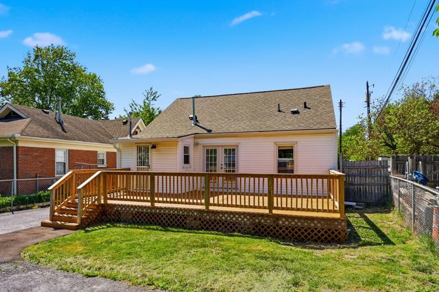 114 Pin Oak Drive, Lexington, KY 40503