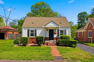 114 Pin Oak Drive, Lexington, KY 40503