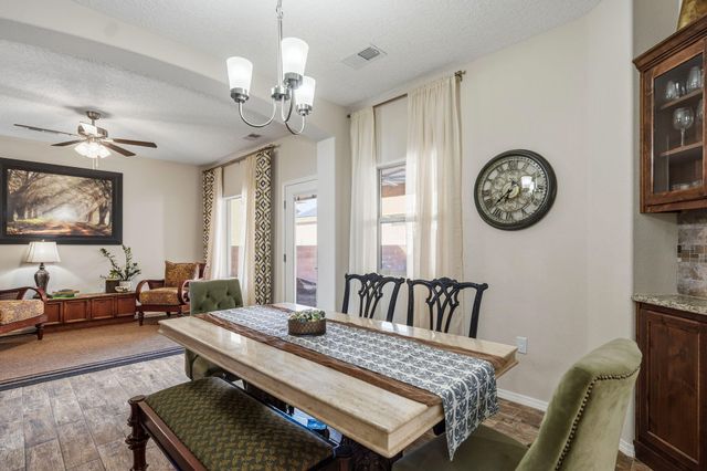 2490 Desert Sky Street SW, Los Lunas, NM 87031