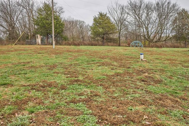 6610 Highway 63, Houston, MO 65483