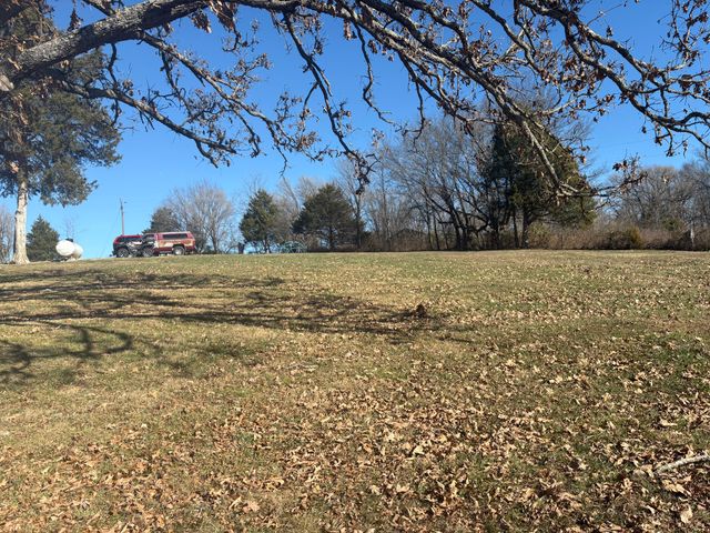 6610 Highway 63, Houston, MO 65483