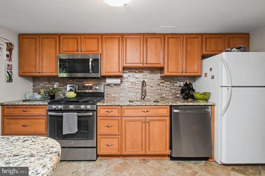 283 SHAWMONT AVE #4B5, Philadelphia, PA 19128 — photo 5