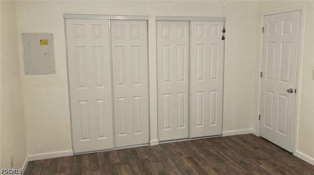 9 Hamlin CT, Lehigh Acres, FL 33936