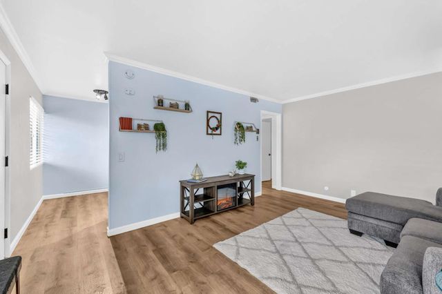 500 Glenwood Circle 313, Monterey, CA 93940