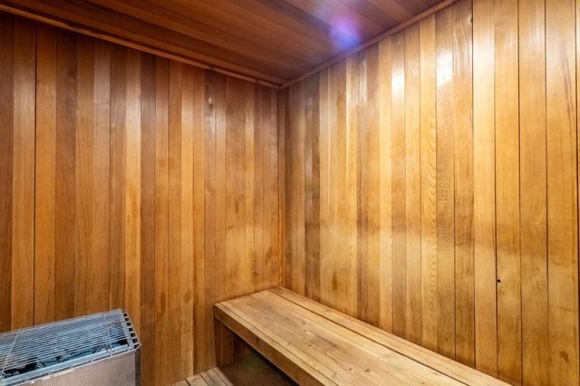 500 Glenwood Circle 313, Monterey, CA 93940