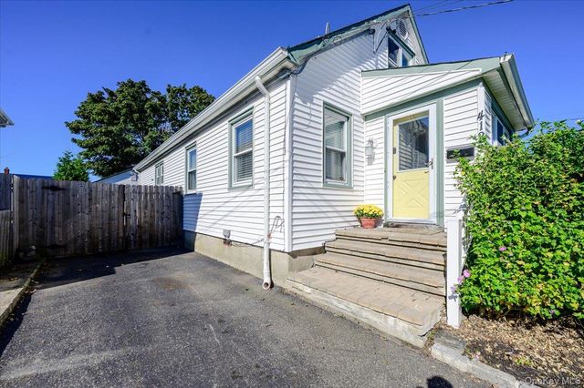 412 Fire Island Avenue, Babylon, NY 11702