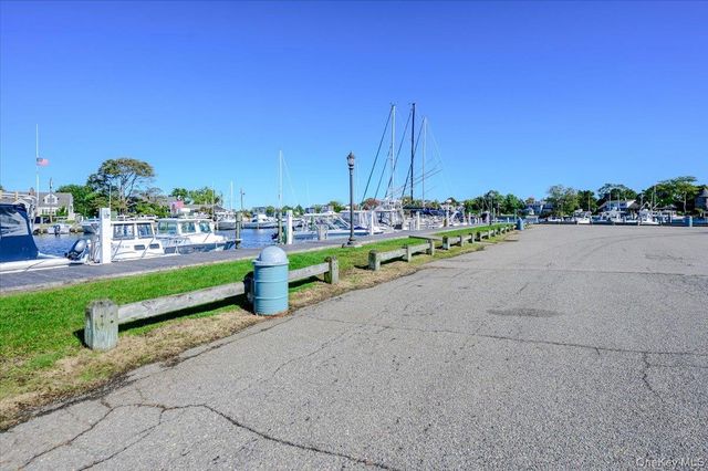 412 Fire Island Avenue, Babylon, NY 11702