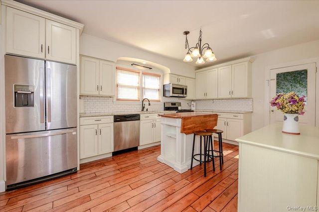 412 Fire Island Avenue, Babylon, NY 11702