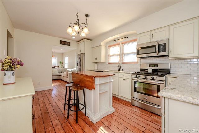 412 Fire Island Avenue, Babylon, NY 11702